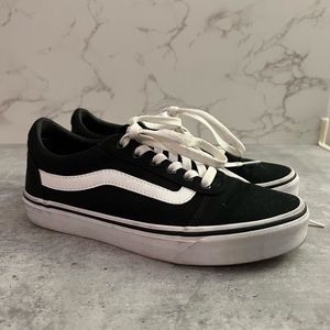 Black and white Vans, 6.5, Old Skool